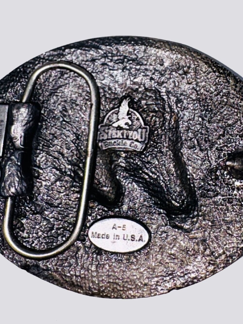 Cast Pewter Belt Buckle of "Mare and Foal" (A-5) by Siskiyou Co. 1991 USA - Picture 3 of 5